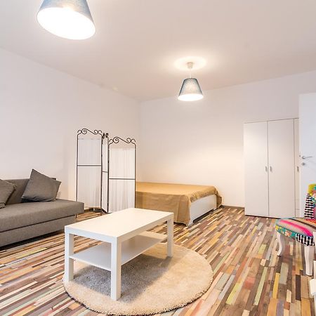 Vlad House Basarabia National Arena Apartment Bucharest Luaran gambar